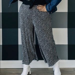 NWT plus size wide leg Demi pants